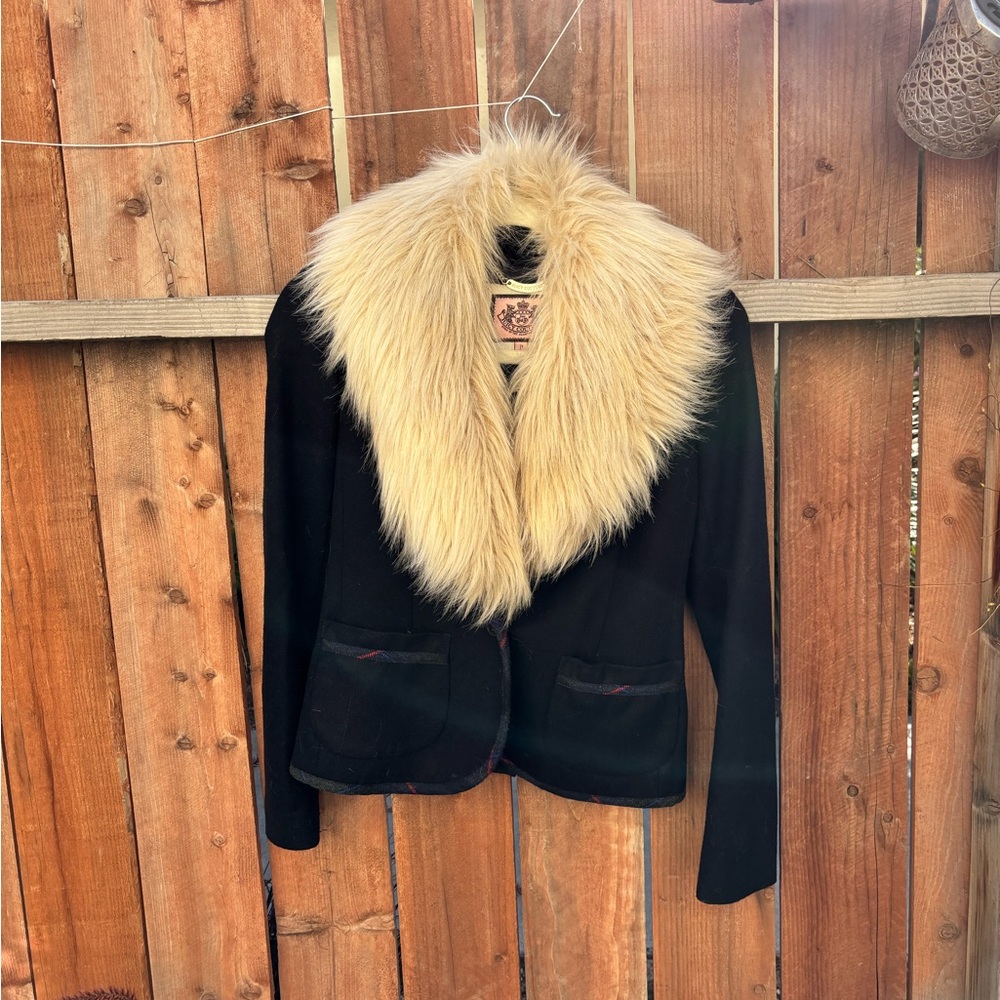 Juicy Couture blazer with Faux Fur Collar